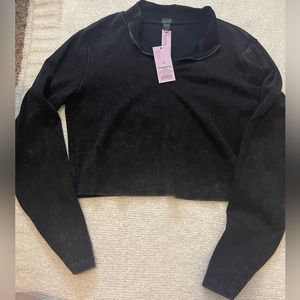 Wild Fable cropped quarter zip